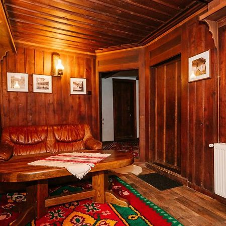 ホテル Kodjamanova House ジェラブナ エクステリア 写真